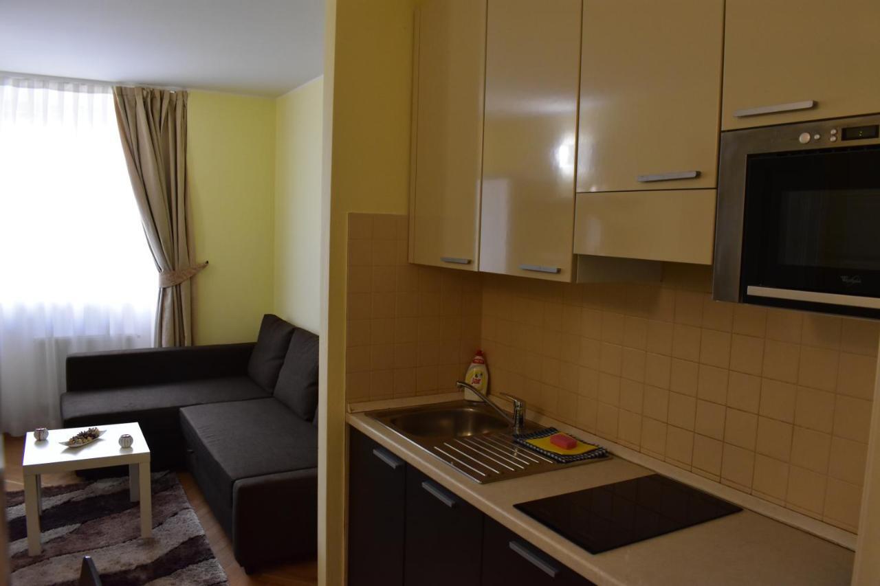 Apartment Vikroria - Halkova 5 Πράγα Εξωτερικό φωτογραφία
